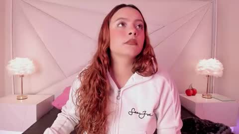 valery_smith15 online show from September 2025 03:17:01 AM