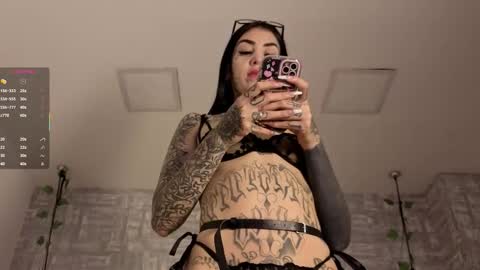 valerykat_ online show from December 2025 10:13:02 AM