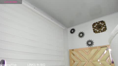 Snapshot of valeryrossee chatting on March 2025 08:20:02 PM VALERIA online show from March 2025 08:20:02 PM
