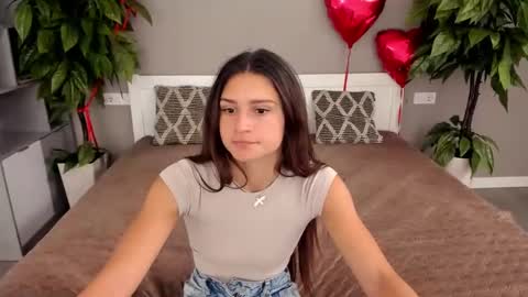 Snapshot of valeryroyale chatting on March 2025 09:35:02 AM Valery online show from March 2025 09:35:02 AM