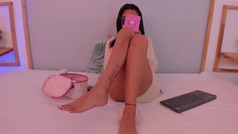 Snapshot of valerysanchez_ chatting on January 2025 09:04:02 PM Valery online show from January 2025 09:04:02 PM