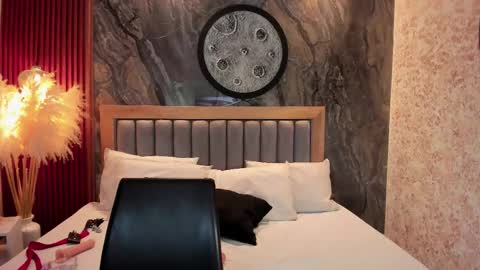 Snapshot of valeryshadey chatting on December 2025 09:20:01 PM Valerie Shadey online show from December 2025 09:20:01 PM