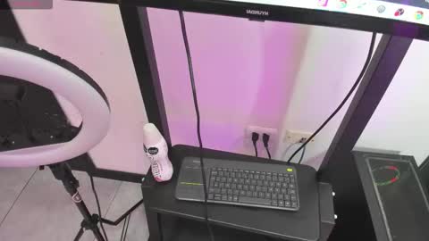 Valerie Shadey  online show from January 2026 07:38:01 PM