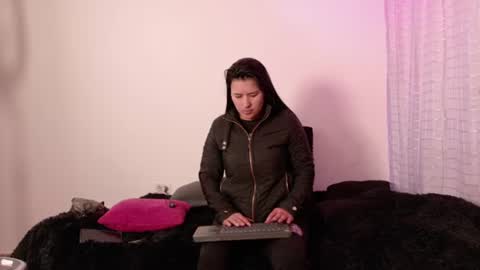 Snapshot of valerysnow_ chatting on July 2026 02:42:02 AM Valery online show from July 2026 02:42:02 AM