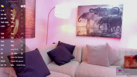 Valery Walker online show from February 2025 10:43:01 PM