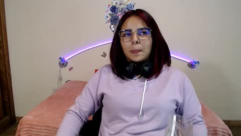 Angelyxs online show from November 2025 07:27:02 PM