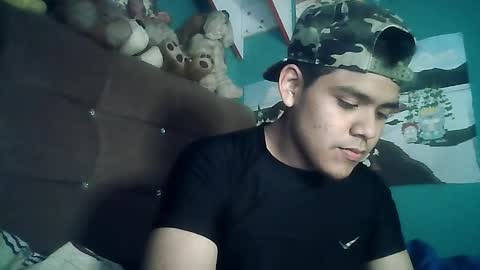 Snapshot of valesh20 chatting on October 2025 01:58:02 AM Valesh19 online show from October 2025 01:58:02 AM