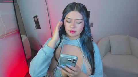 Snapshot of valeska__v chatting on June 2026 07:54:02 AM your loveee online show from June 2026 07:54:02 AM