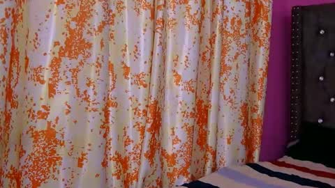 Snapshot of valestra_seraphyne chatting on September 2025 09:00:01 AM valestra online show from September 2025 09:00:01 AM