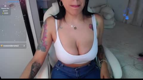 Snapshot of valewants chatting on January 2025 08:00:01 AM Onlyfans katerinneval online show from January 2025 08:00:01 AM