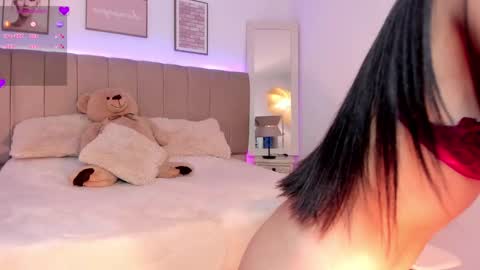 Snapshot of valka_wolfe chatting on December 2024 08:00:01 PM Valka online show from December 2024 08:00:01 PM