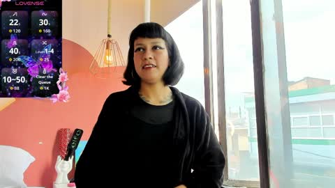 Snapshot of valkiria_wine chatting on April 2026 02:44:01 PM Valki online show from April 2026 02:44:01 PM