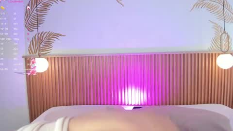 valleriie_ online show from May 2026 03:52:01 PM