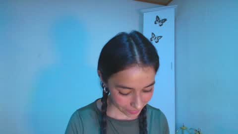 Snapshot of vallery_evanss chatting on December 2024 01:29:01 AM Taty independent account online show from December 2024 01:29:01 AM