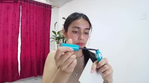 Snapshot of vallery_evanss chatting on February 2025 08:07:02 PM Taty independent account online show from February 2025 08:07:02 PM