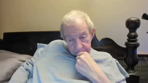 Snapshot of valleylaker chatting on January 2026 12:44:02 PM valleylaker online show from January 2026 12:44:02 PM