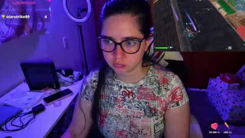 Snapshot of vallolet1_ chatting on December 2024 03:14:02 AM Im Violet online show from December 2024 03:14:02 AM