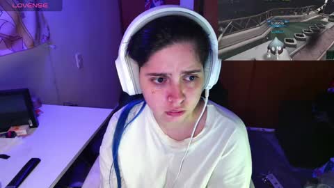 Snapshot of vallolet1_ chatting on January 2025 12:23:01 AM Im Violet online show from January 2025 12:23:01 AM