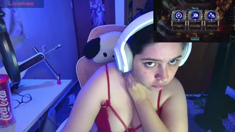 Snapshot of vallolet1_ chatting on March 2025 04:24:01 AM Im Violet online show from March 2025 04:24:01 AM