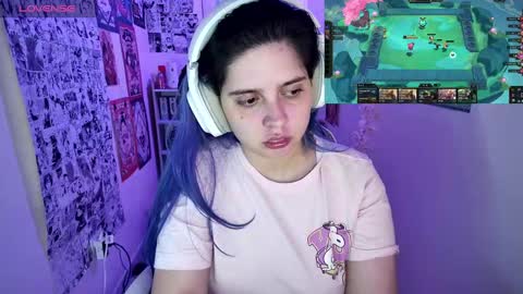 Snapshot of vallolet1_ chatting on September 2025 06:52:02 AM Im Violet online show from September 2025 06:52:02 AM