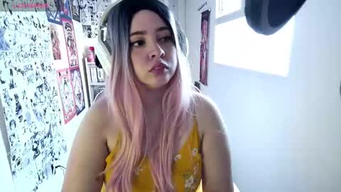 Snapshot of vallolet1_ chatting on October 2025 08:53:02 PM Im Violet online show from October 2025 08:53:02 PM