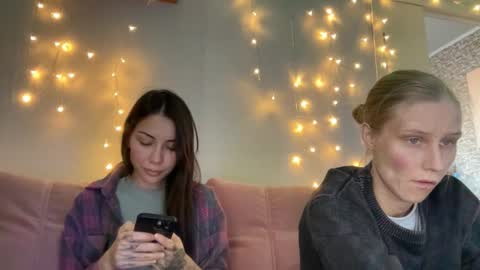 Little Devil online show from September 2025 12:51:01 PM