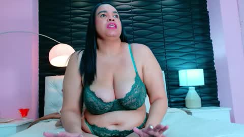 Valery online show from November 2025 06:52:02 PM