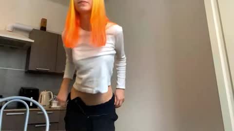 Emily online show from February 2026 07:03:02 AM