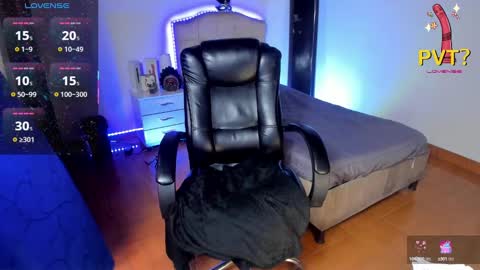 Snapshot of vampirella_crazy chatting on February 2025 07:27:02 PM Valeria online show from February 2025 07:27:02 PM