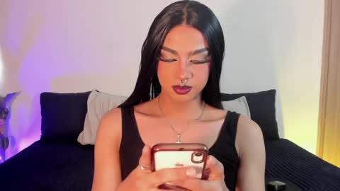 Cinnamon  online show from April 2026 09:01:01 PM