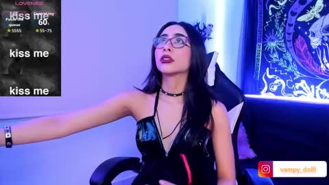 vampy_dolll online show from September 2025 08:08:01 AM