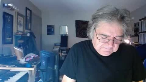Snapshot of vanbroks chatting on October 2025 12:06:02 PM Paco online show from October 2025 12:06:02 PM