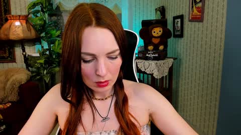 Snapshot of vandarossi chatting on December 2024 04:29:02 PM Vanda online show from December 2024 04:29:02 PM