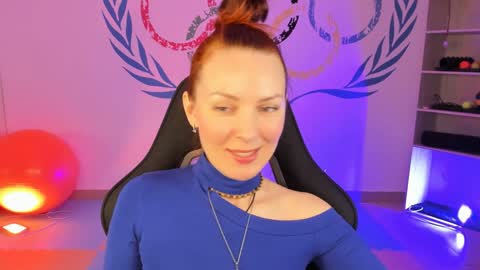 Snapshot of vandarossi chatting on December 2024 04:44:02 PM Vanda online show from December 2024 04:44:02 PM