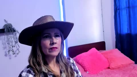 Snapshot of vanesa_mystic2 chatting on September 2025 02:17:02 PM Vanesa online show from September 2025 02:17:02 PM