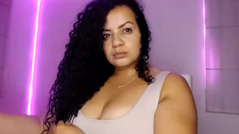 Snapshot of vanesam chatting on March 2026 06:21:01 AM vanessa and samantha online show from March 2026 06:21:01 AM