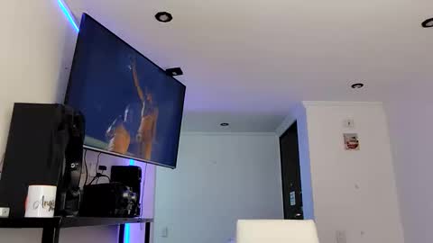 Snapshot of vanesam chatting on March 2026 07:36:02 AM vanessa and samantha online show from March 2026 07:36:02 AM