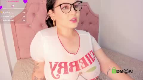 Snapshot of vanesaplacios chatting on June 2026 10:11:01 PM vanesa online show from June 2026 10:11:01 PM