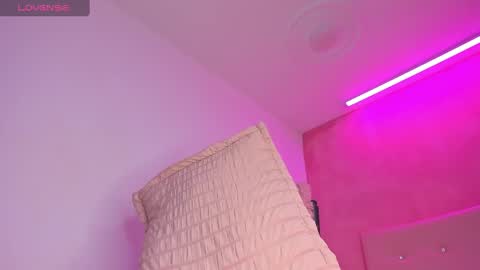 vaness_dior online show from December 2024 10:47:01 PM