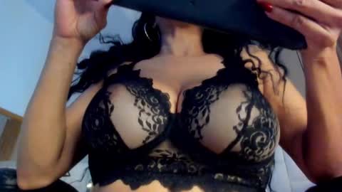 Snapshot of vanessa__garcia chatting on December 2025 03:17:02 PM Vanessa online show from December 2025 03:17:02 PM