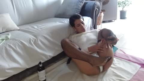 Snapshot of vanessa_aniston83 chatting on October 2025 11:50:01 PM vanessa online show from October 2025 11:50:01 PM