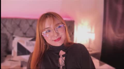 Snapshot of vanessa_blake chatting on October 2025 02:52:01 AM Vane online show from October 2025 02:52:01 AM