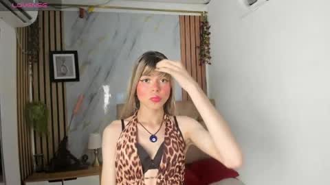 vanessa_jenner online show from May 2026 01:45:01 AM