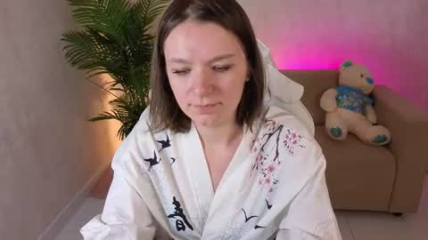 Snapshot of vanessa_lionn chatting on June 2026 09:08:02 AM kira online show from June 2026 09:08:02 AM