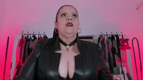 Vanessa online show from June 2026 12:29:02 PM