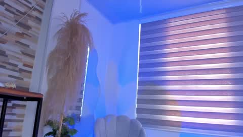 Snapshot of vanessa_novvoa chatting on January 2025 07:04:01 PM Vanessa Novvoa online show from January 2025 07:04:01 PM