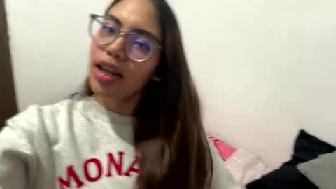 Vanessa pa online show from June 2026 01:10:01 AM