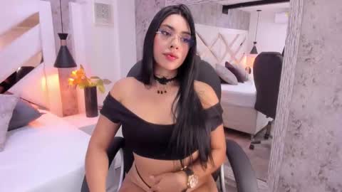 Vanessa  online show from February 2026 07:43:01 PM