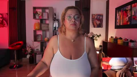 Snapshot of vanessa_sterling chatting on November 2025 09:08:01 PM vanessa_sterling online show from November 2025 09:08:01 PM