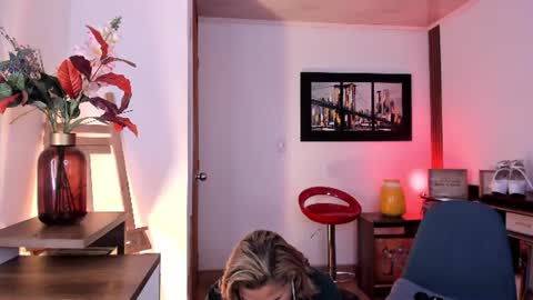 vanessa_sterling online show from June 2026 09:38:02 PM